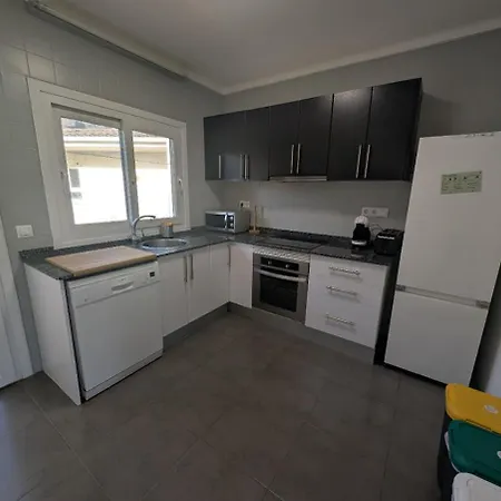 Casa Adossada - Ideal Per A Families * Amer